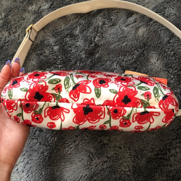 Vintage Coach Cross-Body - Picture 6 of 7